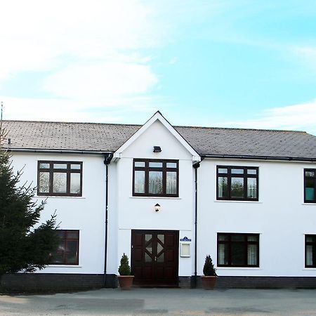 Vale Park Hotel Barry Exterior foto